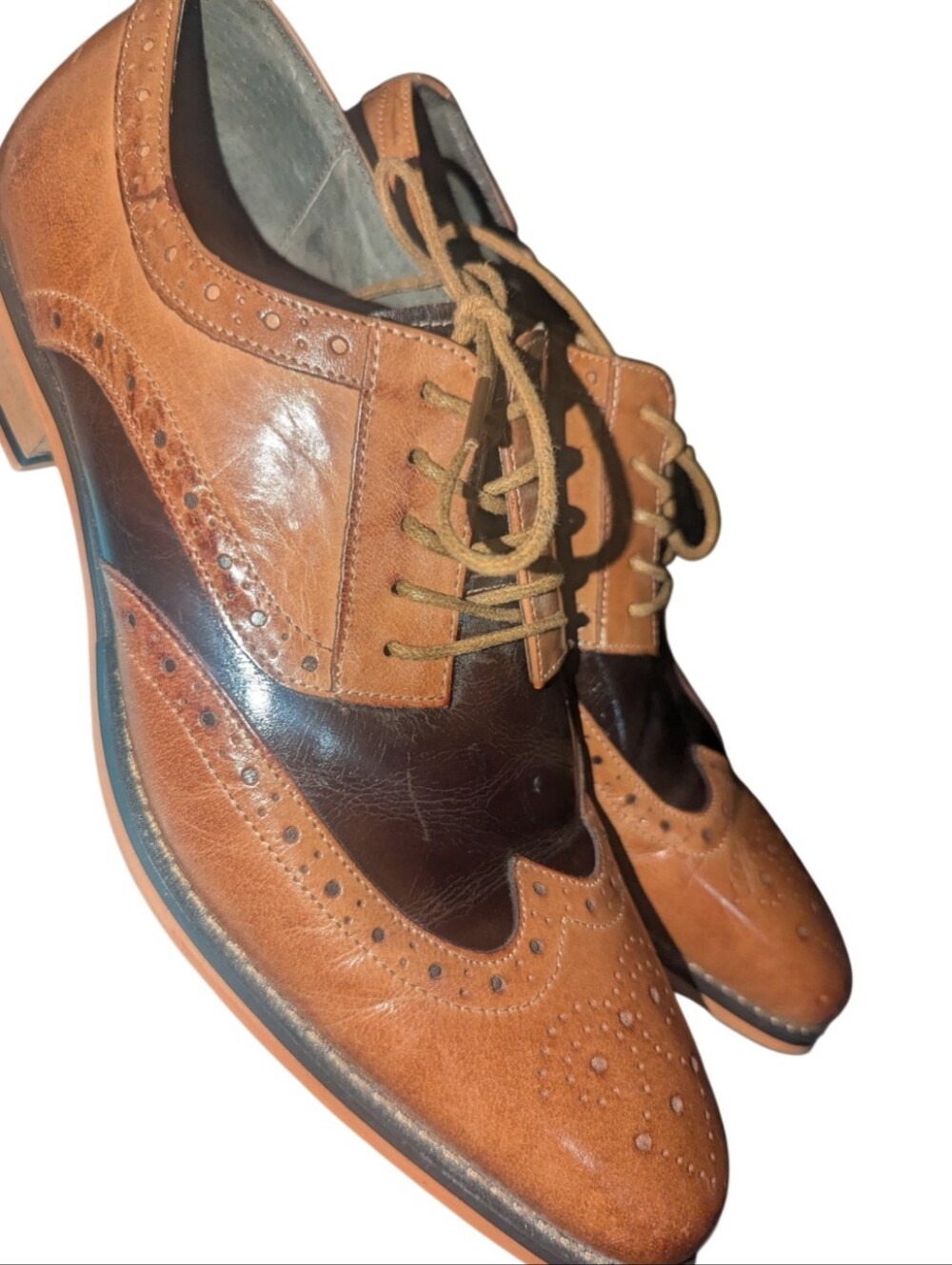 Adams Two-Tone Brown Brogue Oxfords